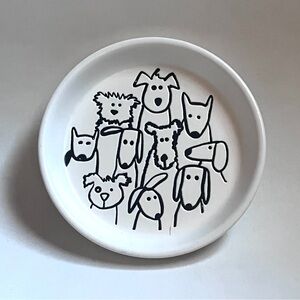 Living Goods Small Ceramic dish with Etched Dog Drawings NEW!       D❤️GS!